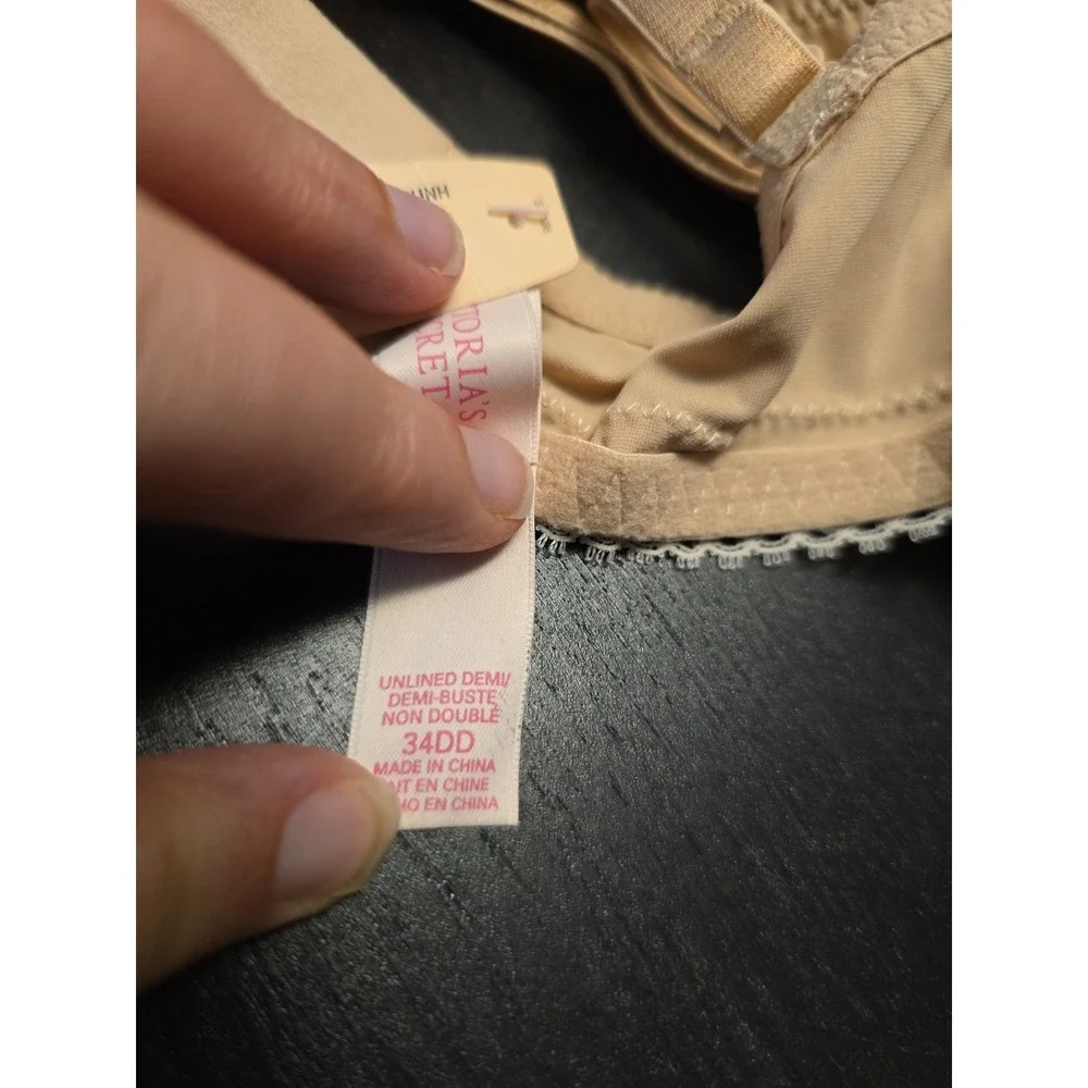 NOS 2014 Victorias Secret Women Unlined Demi Bra 34DD Nude Beige Lace Trim Comfy